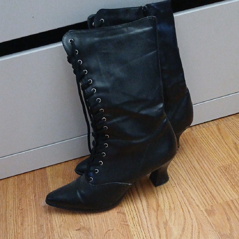LAST CHANCE Witchy Black Lace-Up Boots